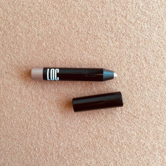LOC ONE AND DONE EYESHADOW STICK - CHAMPAGNE PROBLEMS - Picture 1 of 3